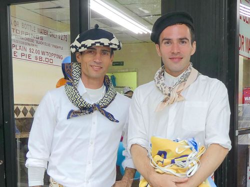 '图15：阿根廷法轮功学员 Marten Czertok （左）和 Francisco La Russa（右）'
