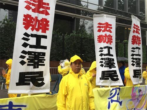 '图4：青岛市著名书法家刘锡铜说：“我要呼吁全社会：法办江泽民，停止迫害。”'