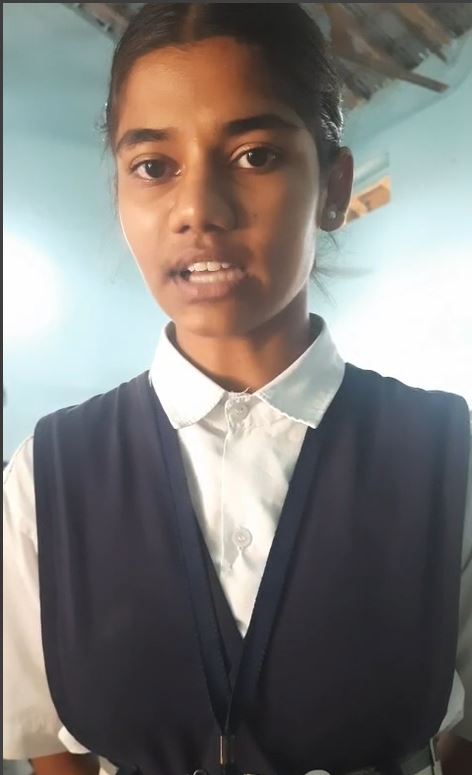 '图17:丁普尔·旺克海德说,法轮大法功法让她感到神清气爽,内心祥和,充满能量。'