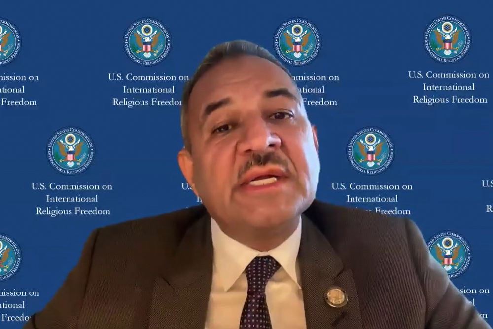 '图3:国际宗教自由委员会(USCIRF)副主席阿西夫·马哈茂德在发言'