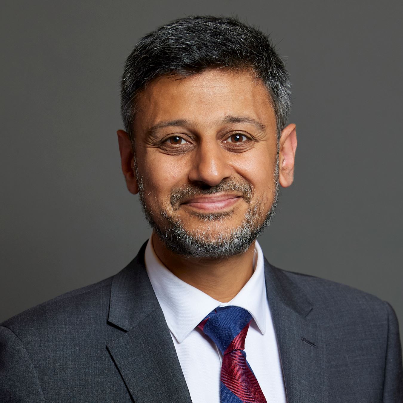 '图4:英国国会议员祖比尔·艾哈迈德博士'