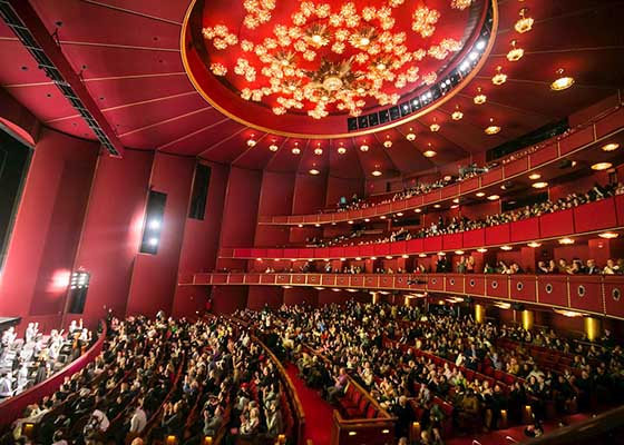 神韵火爆欧美五国　善的讯息引共鸣