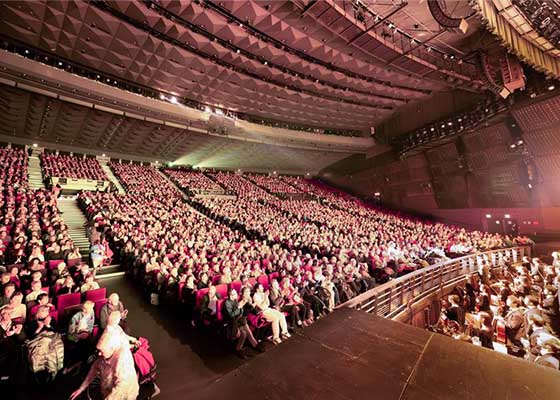 欧美观众：神韵演出促精神觉醒