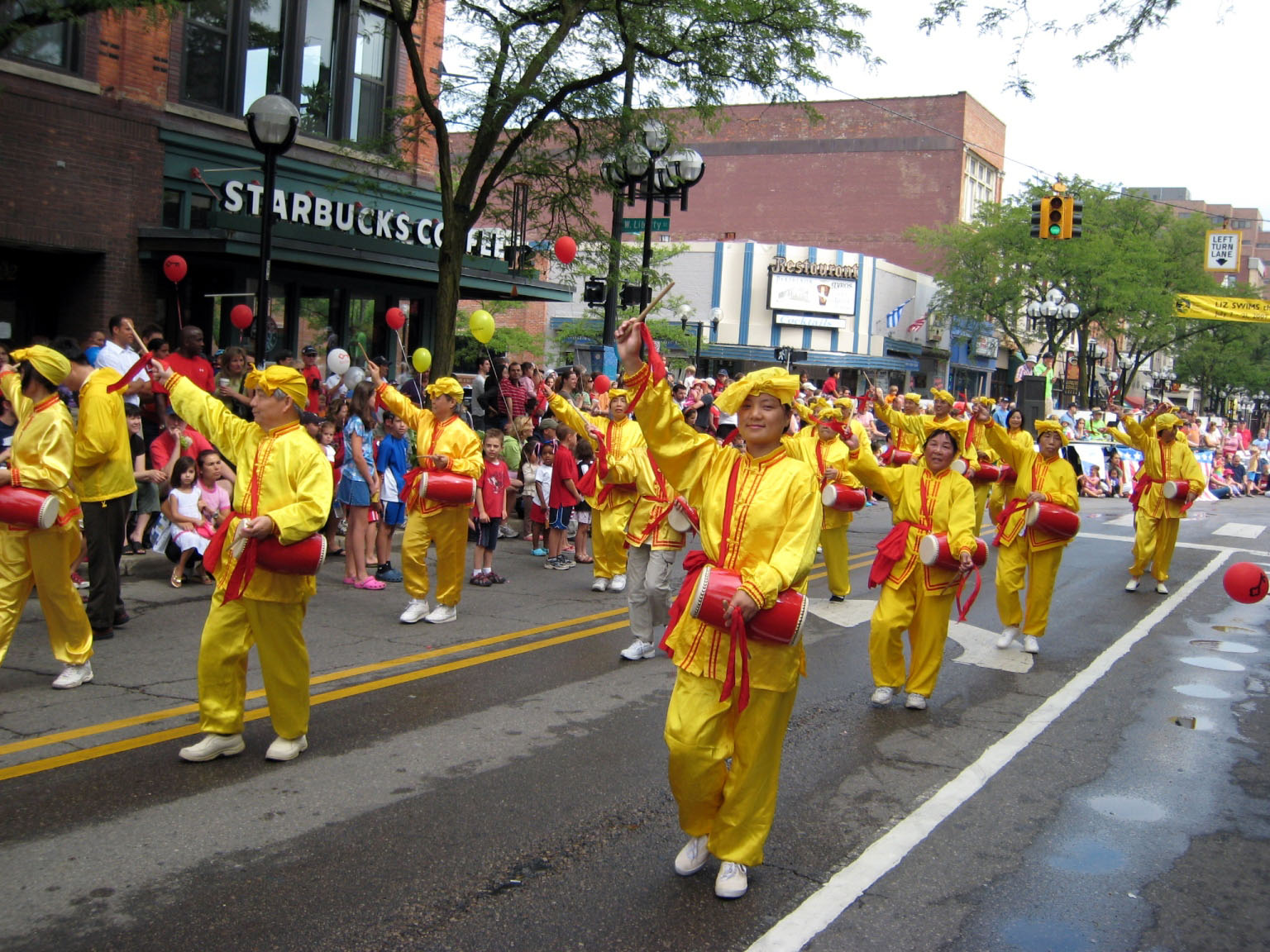 Michigan, USA Falun Gong Practitioners Join the Independence Day